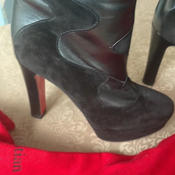 Christian Louboutin knee high boots - Picture 2 of 6
